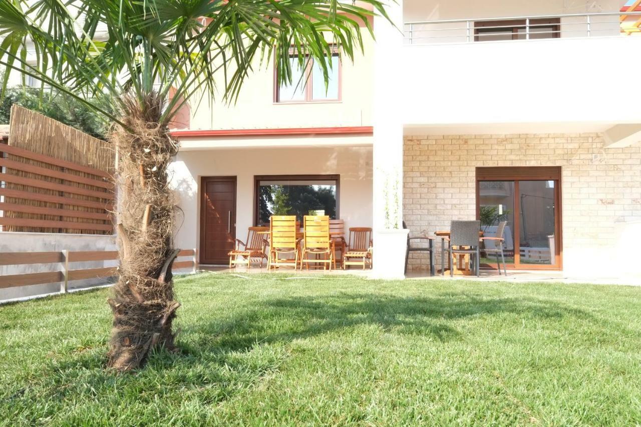 Villa Valerie Nikiti  Exterior foto